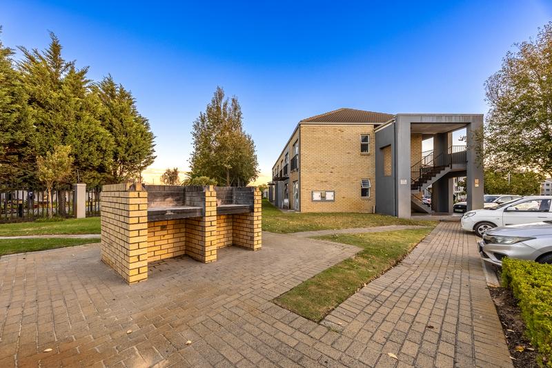 1 Bedroom Property for Sale in Viking Village Western Cape